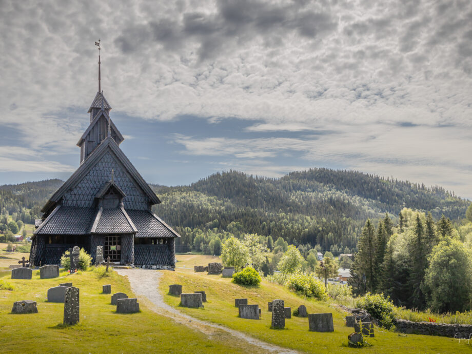 Eglise à pans de bois debout [Norvège]