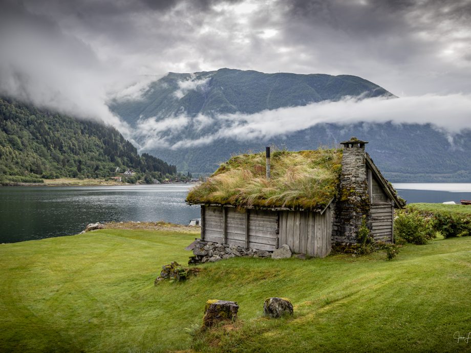 au bord du fjord [Gaularfjellet]