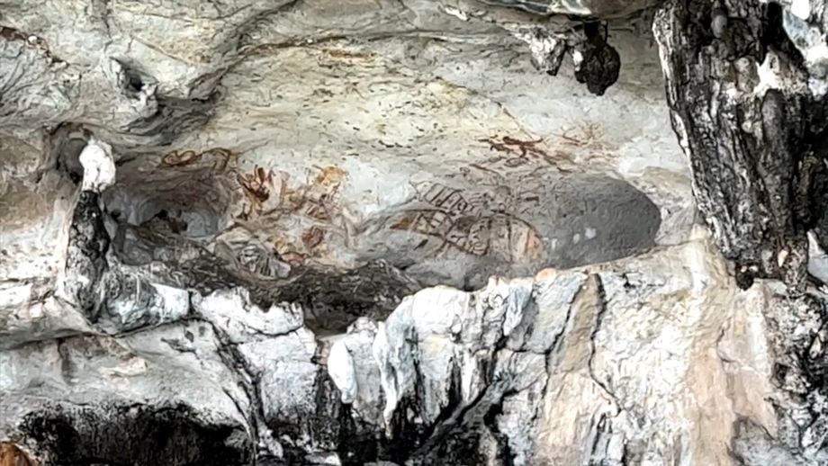 Un autre détail de la paroi de Khao Khian